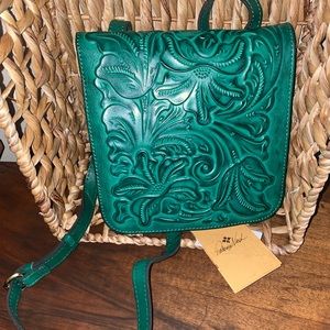 Patricia Nash Granada c/b soft green nwt